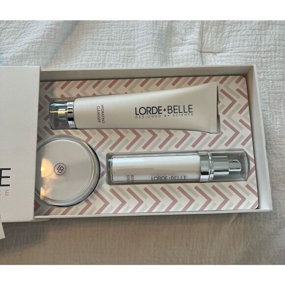LORDE + BELLE CC SKINCARE REGIMEN NEW - Picture 10 of 12